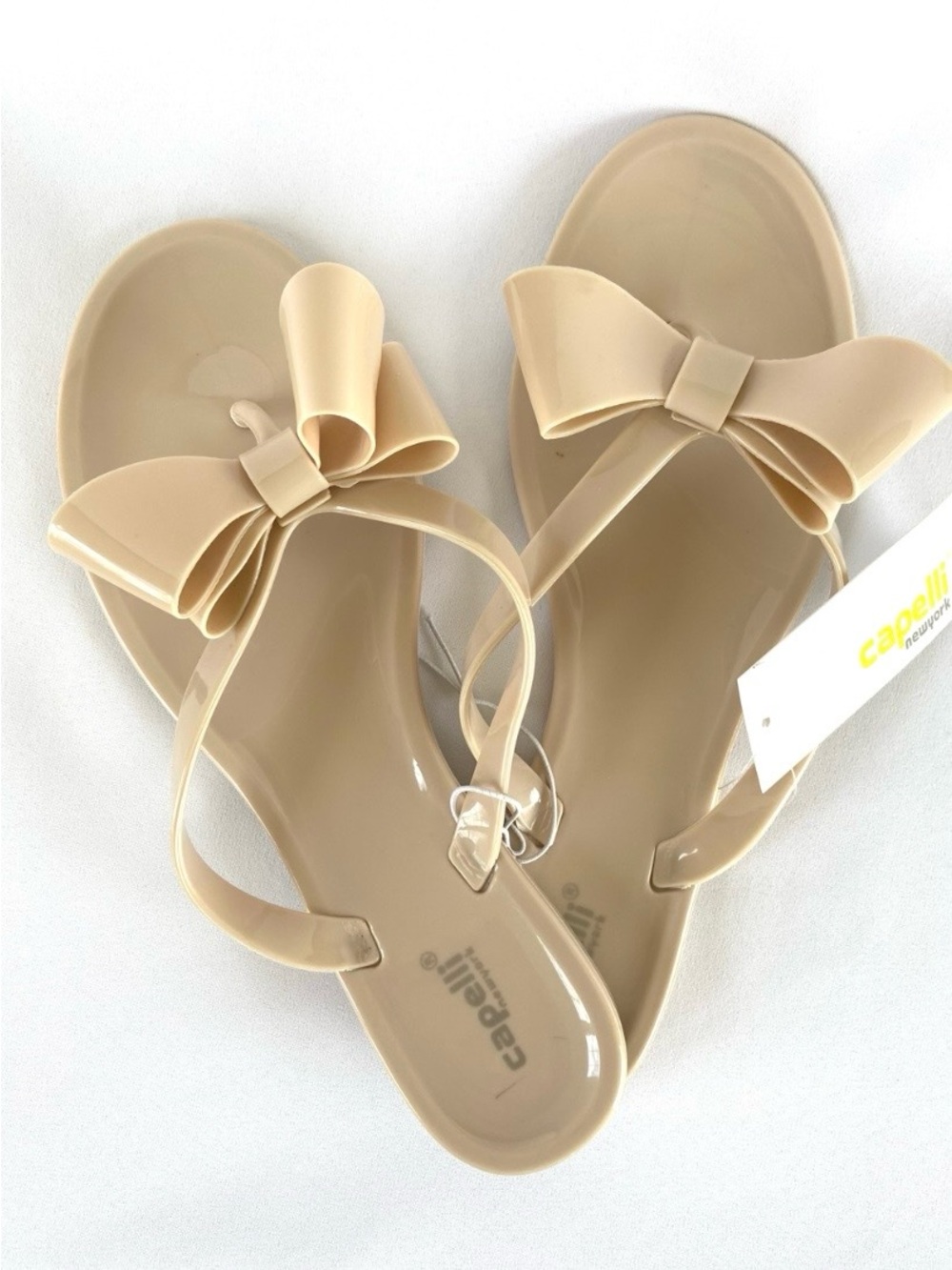 Capelli New York Coquette Nude Bow Jelly Sandals Girl Beach Shoes, Size 9